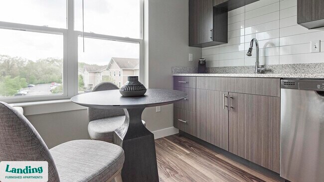 1010 Enclave Blvd unit 1010-305, Edwardsville, IL 62025 - photo 7