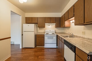 2920 Wexford Dr, Saginaw, MI 48603