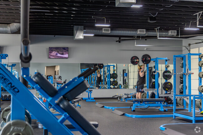 Battle Ground Fitness has 24/7 access for locals to join in Clarksville.