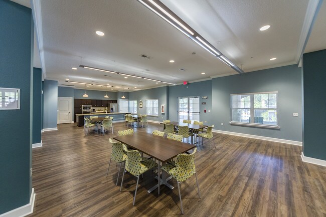 Katie Manor, Crestview, FL 32539 - photo 3