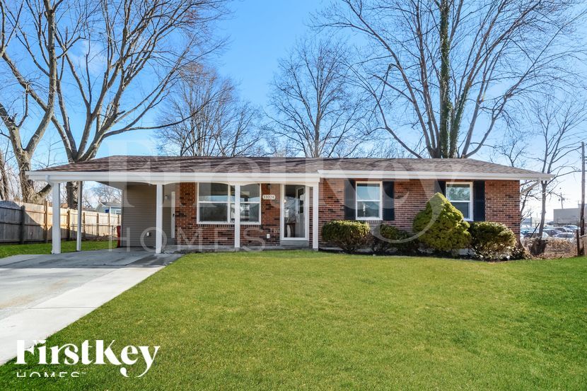 11024 Acton Dr, Saint Louis, MO 63123 - photo 1