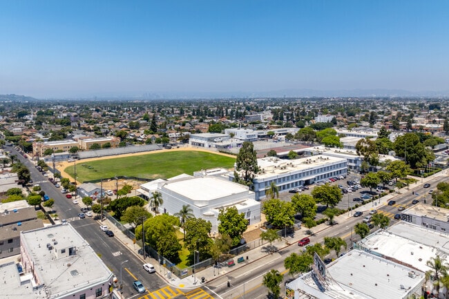 Manual Arts Senior High School is located in Los Angeles, CA.