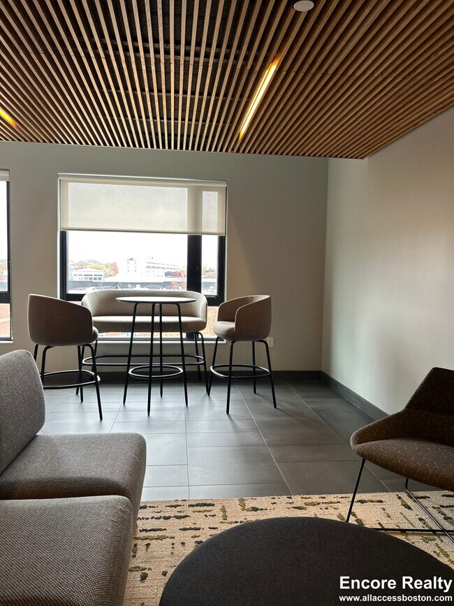 150 Camden St unit 308, Boston, MA 02118 - photo 4