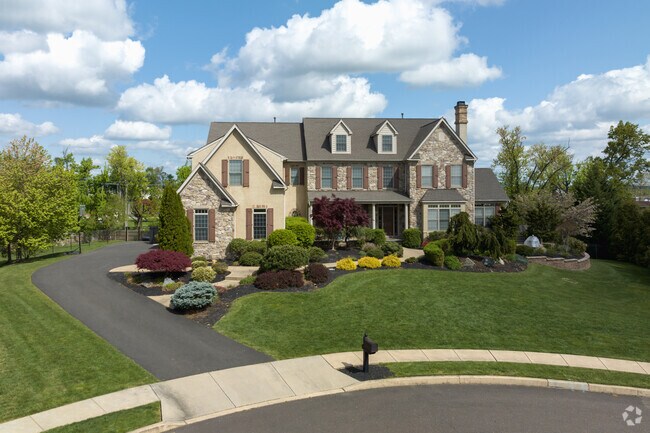 This large single-family home in Maple Glen offers spacious living.