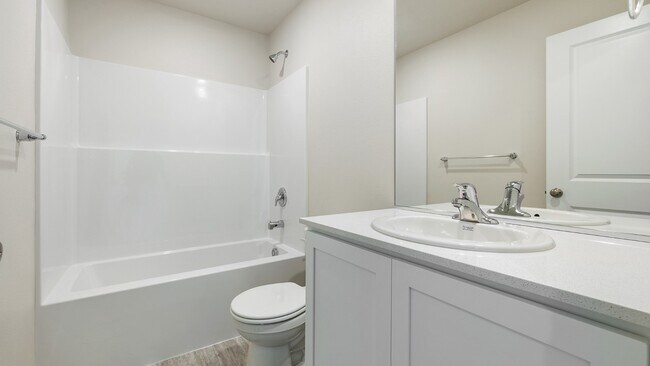 11325 Buckingham Dr, Pasco, WA 99301 - photo 4