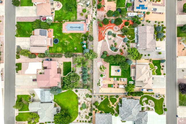 West Park single family homes have amazing and lush green garden areas.