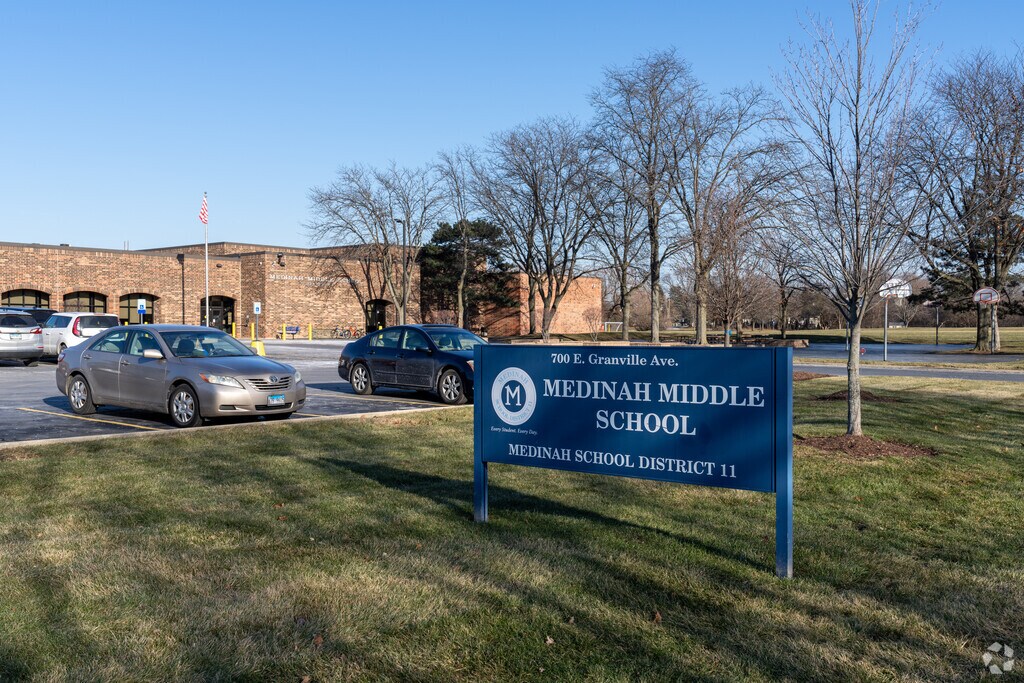 A view of Medinah Middle School from the street.