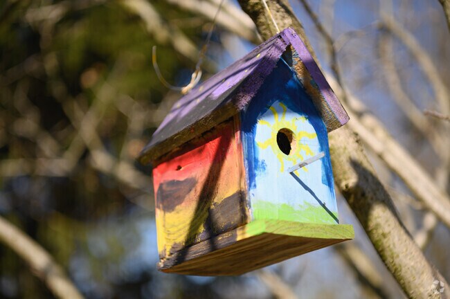 Single bird-family homes with vibrant architecture are abundant in Flourtown.
