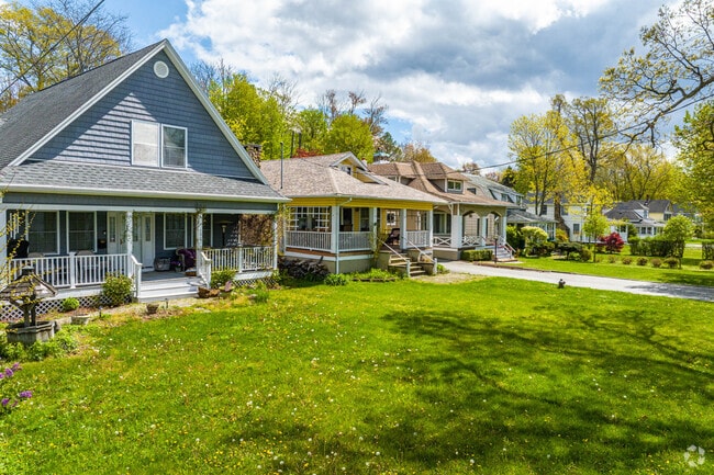 Lakefront homes in the Budd Lake community
