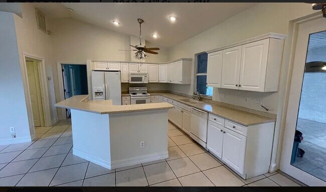 3013 14th St SW unit A, Lehigh Acres, FL 33976 - photo 4