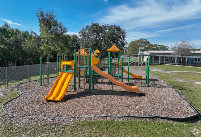 Ridgewood Park Elementary School offers its students plenty of activities.