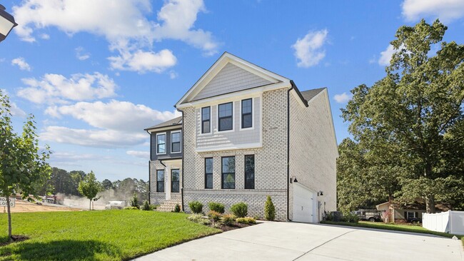 66 Whispering Oaks Dr unit 36200654, Staunton, VA 24401 - photo 3