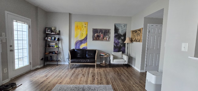 4747 Forestridge Commons Dr, Charlotte, NC 28269 - photo 4