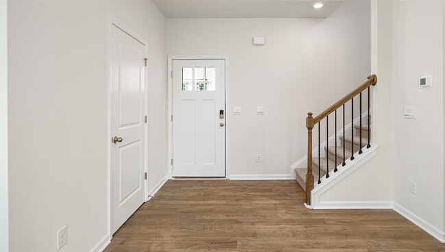 2054 10th St SE, Hickory, NC 28602 - photo 2