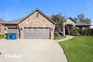 4348 Gallant Fox Dr, Edmond, OK 73025