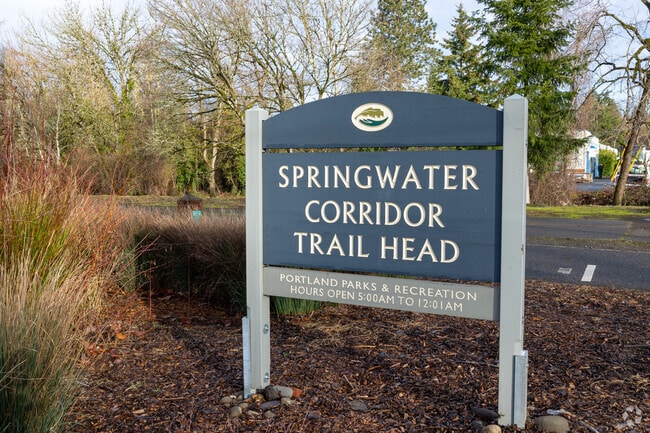Take the family out for a day at Springwater Corridor Trail.