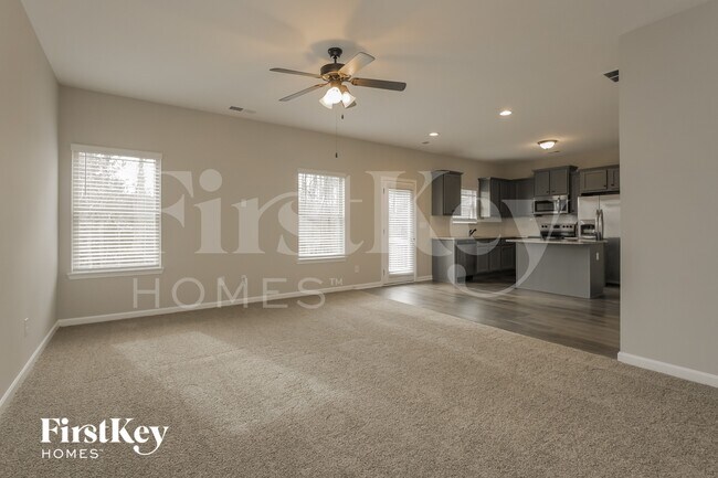 10927 Buckland Ct, Hampton, GA 30228 - photo 5