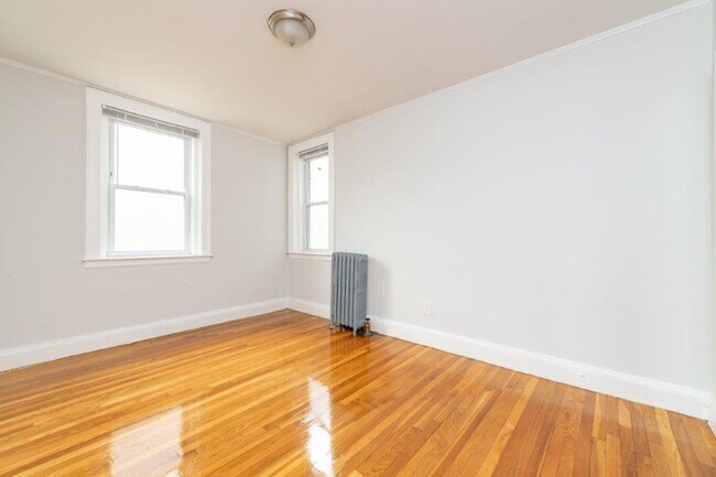 136 Highland Ave unit 2, Somerville, MA 02143 - photo 7