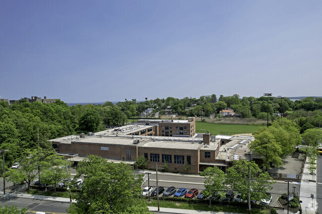 Isle Of Souci: Trinity Elementary:  A public school in New Rochelle