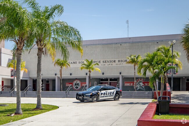 Miami Southridge Senior High School has some of the best college prep courses.