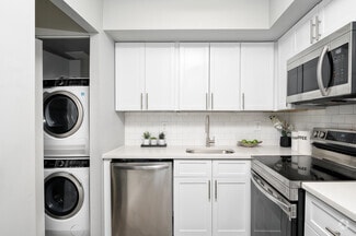 2 Burleigh Ct, Newark, DE 19702