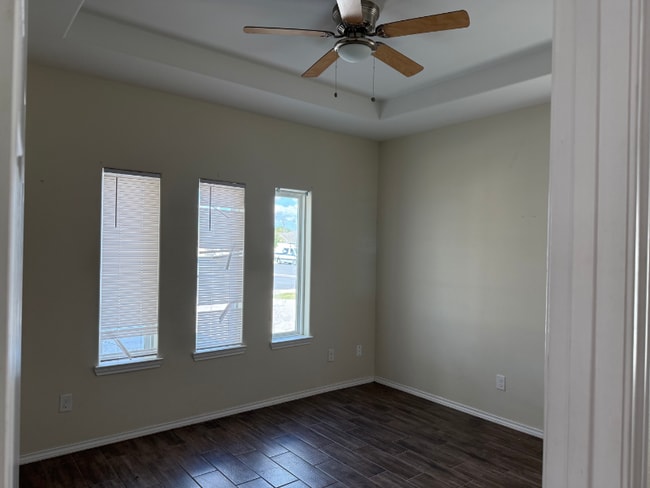 1610 W Broome St unit 3, Edinburg, TX 78541 - photo 7