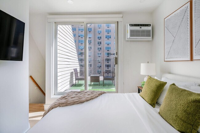1597 York Ave unit FL5-ID1021944P, New York, NY 10028 - photo 2