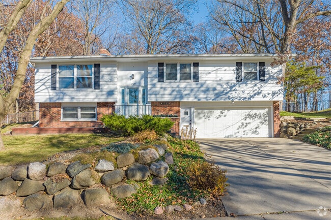 A stunning Multi-Level home in the Elvehjem neighborhood.