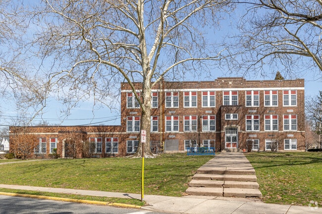 The Central School in Glen Rock cultivates lifelong learners with strong morals.
