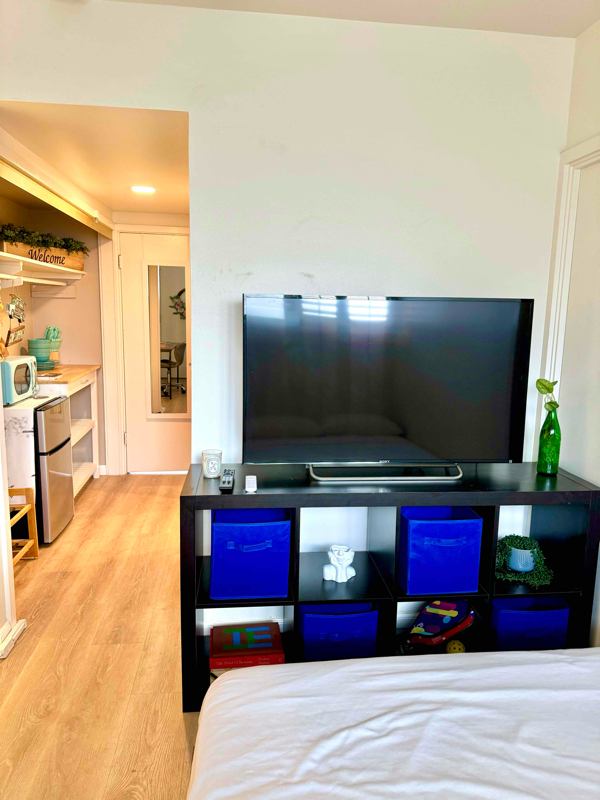 419 Keoniana St Unit 1205, Honolulu, HI 96815