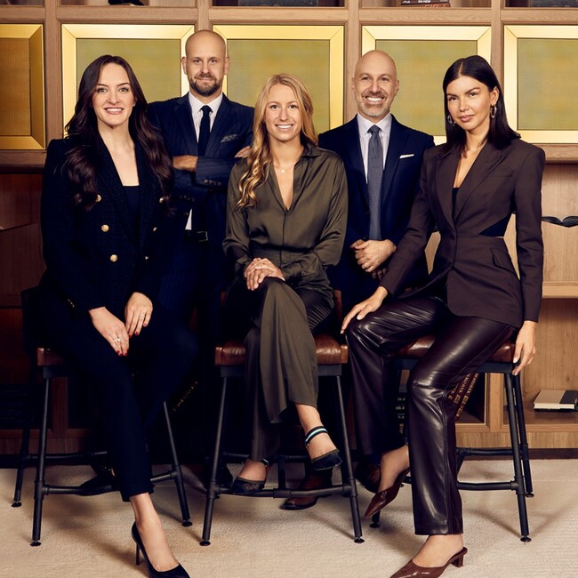 Agent Photo