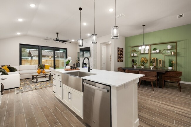 13542 Henri Castro Way, San Antonio, TX 78253 - photo 4