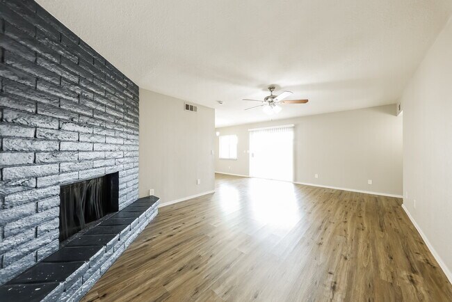 4124 N 106th Ave, Phoenix, AZ 85037 - photo 3