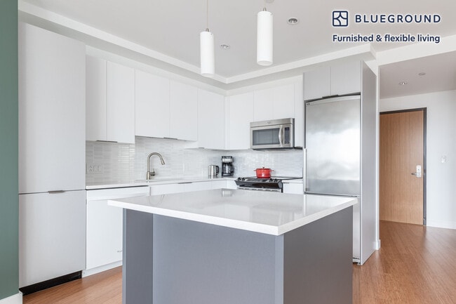 120 Kingston St unit FL8-ID245, Boston, MA 02111 - photo 4