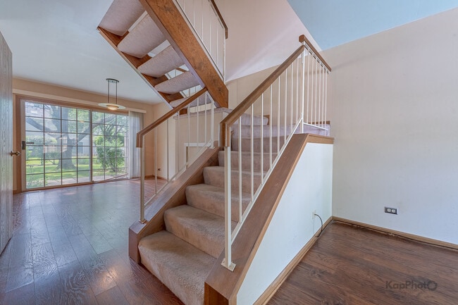 1915 Brighton St, Downers Grove, IL 60516 - photo 7