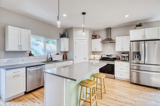 1645 E 3rd St, Moscow, ID 83843 - photo 4