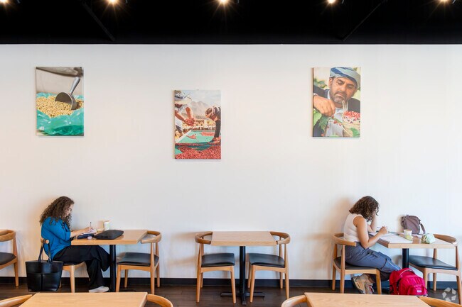 Country Lakes residents have their pick of international eateries like Qamaria Yemeni Coffee.