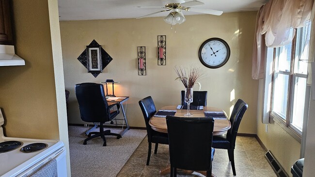 1908 Refset Dr, Janesville, WI 53545 - photo 4