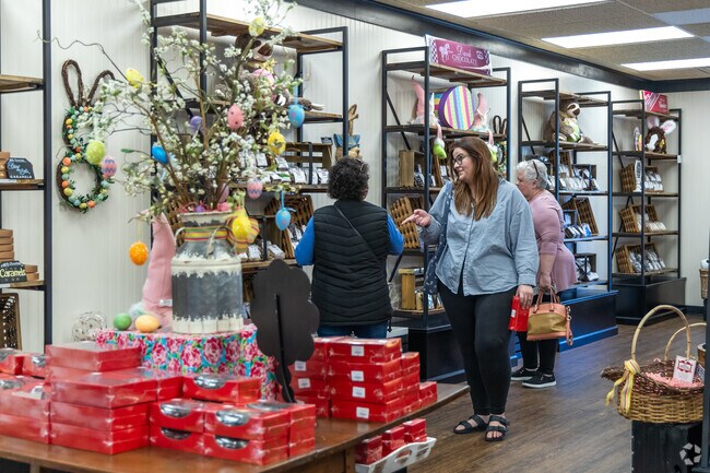 Old Kentucky Chocolates has been serving Zandale residents for over 50 years.