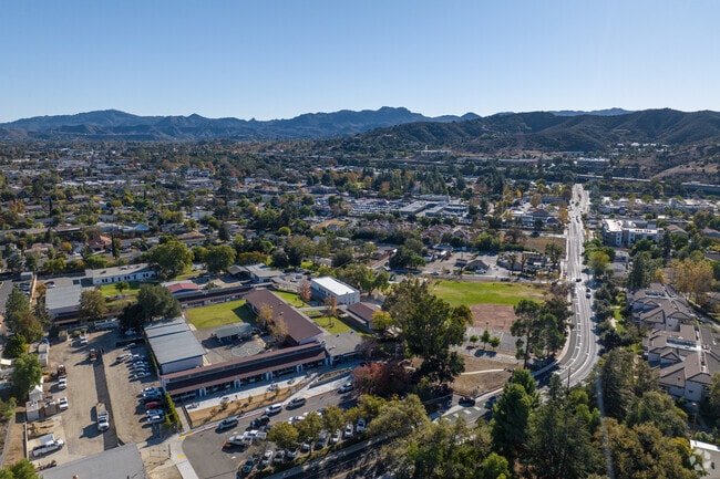 Conejo Elementary School has a large campus.