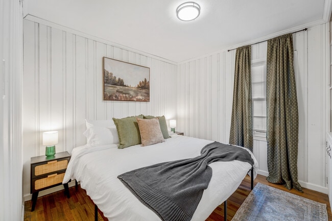 1464 E 41st St, Savannah, GA 31404 - photo 3