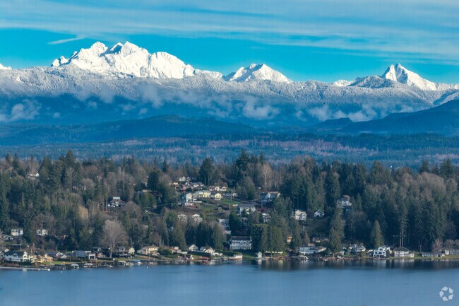 The mountain views in Lake Stevens are incredible.