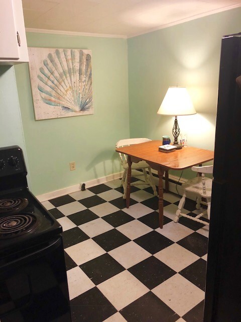 Eat in Kitchen