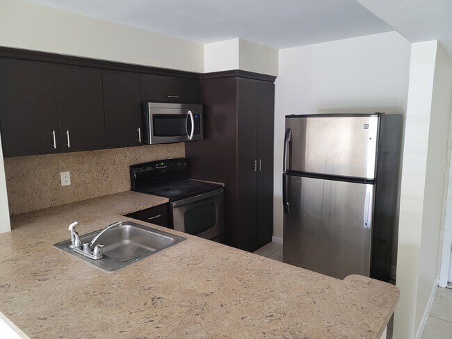 3730 N Pine Island Rd unit 249, Sunrise, FL 33351 - photo 2