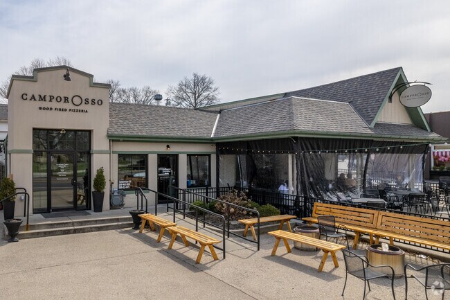 Fort Mitchell residents enjoy stopping by Camporosso Wood Fired Pizzeria.