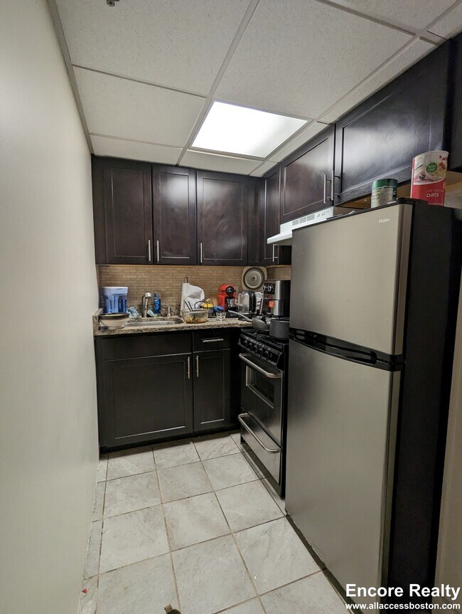 62 Boylston St Unit 904, Boston, MA 02116