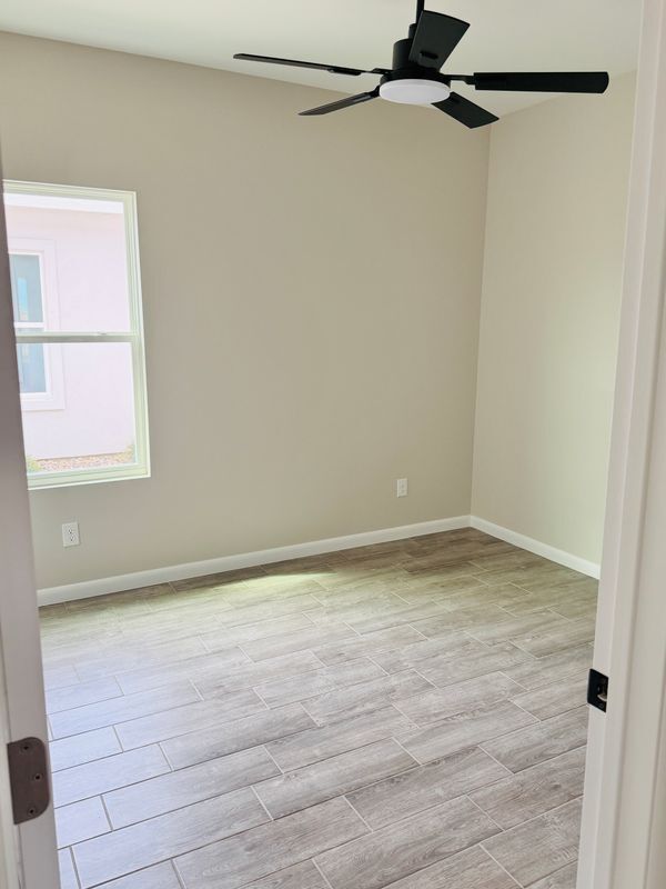 701 N Onyx Ave, Edinburg, TX 78541 - photo 6