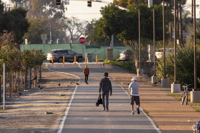 The Santa Ana River Trail is a popular commuting trail and is kept very clean and safe.