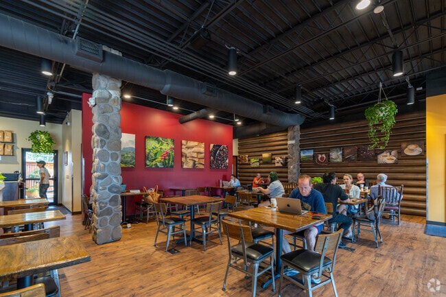 Residents of Rockbridge frequent the new nearby Lakota Coffee Company.