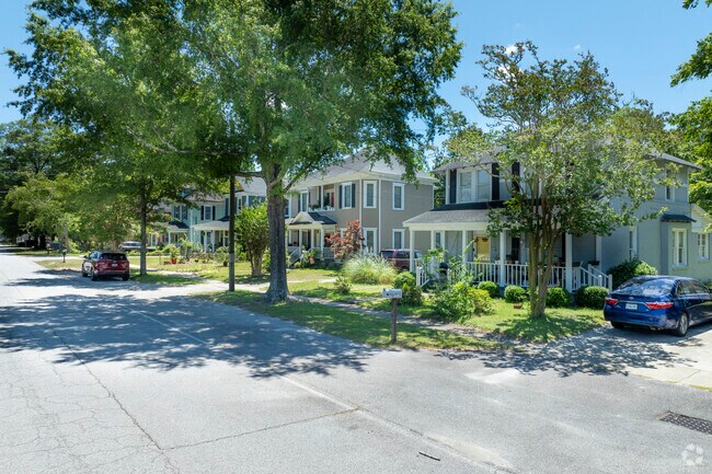 Many homes in College Place have both driveways and on-street parking spaces.